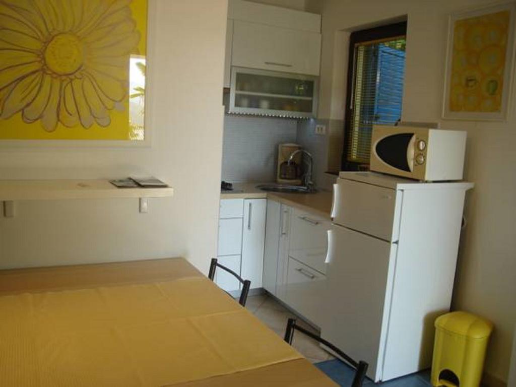 Apartments Mare Losinjska 16 Rabac Zimmer foto