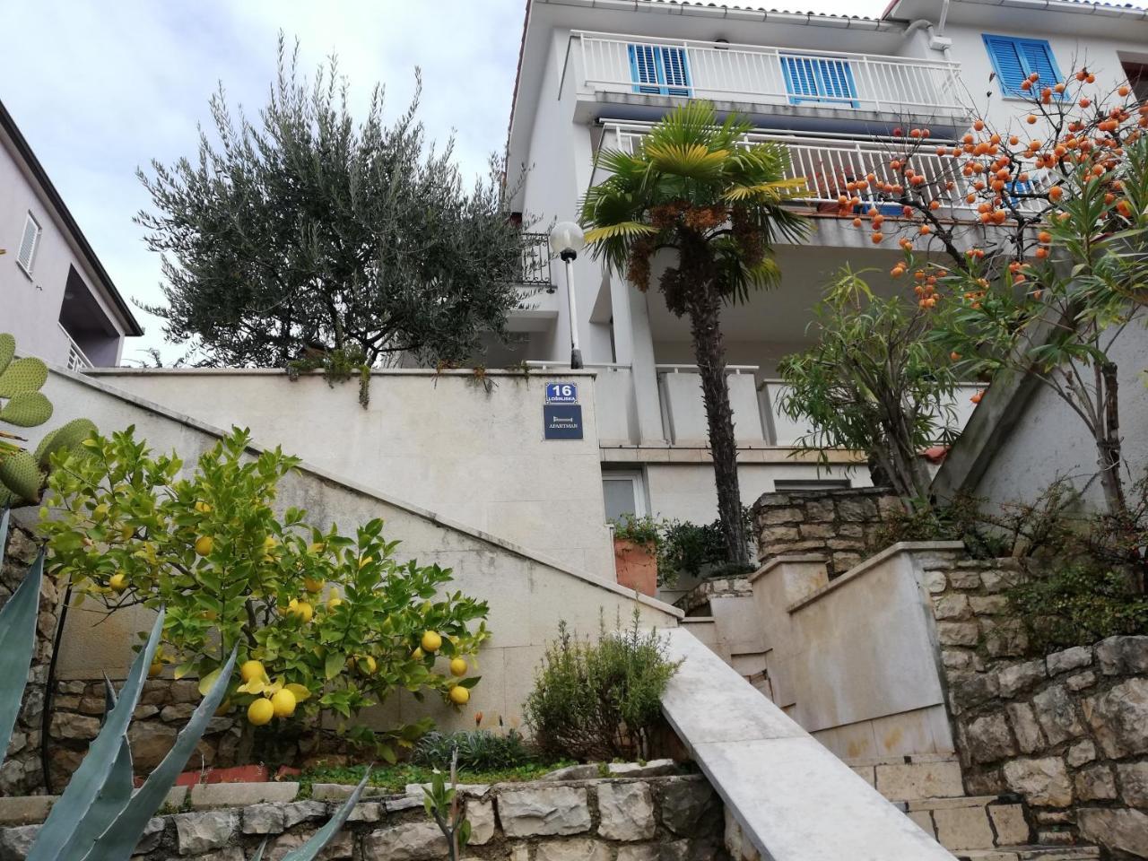 Apartments Mare Losinjska 16 Rabac Exterior foto